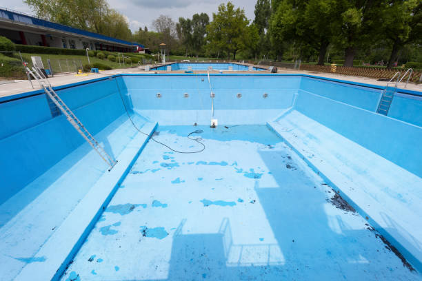 Best Commercial water damage restoration  in Lake Linden, MI